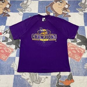 Vintage Minnesota Vikings tee